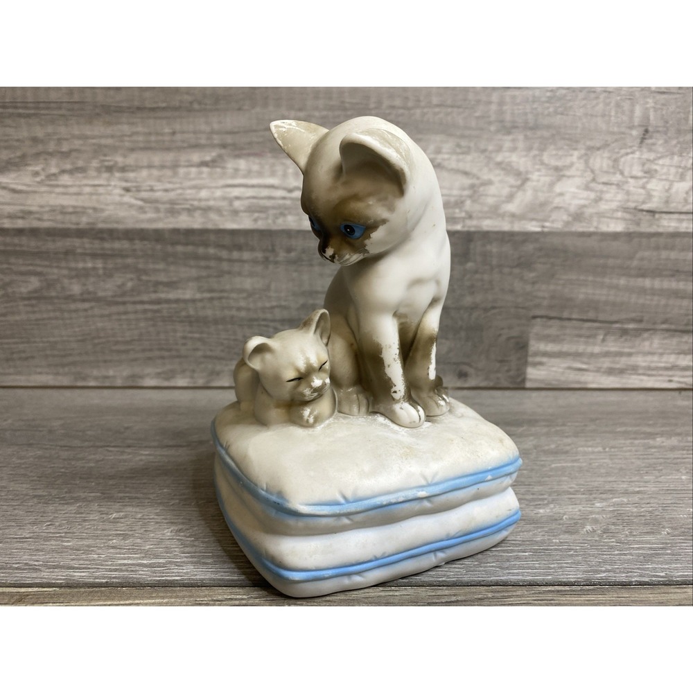 Vintage Mann Siamese Cat & Kitten Music Box Japan Hand Painted Testes Works